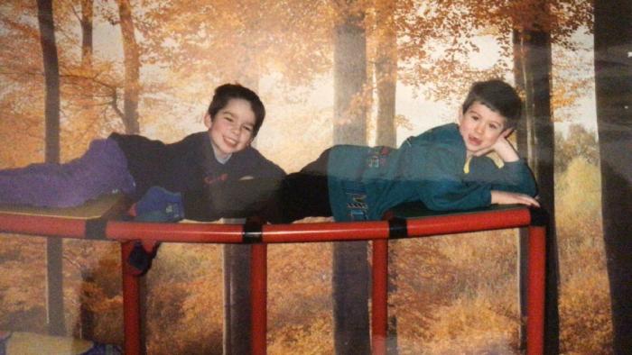 Two boys on QUADRO jungle gym